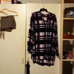 Blouse made by Nine West size extra large. Deep Purple burgundy White and blue